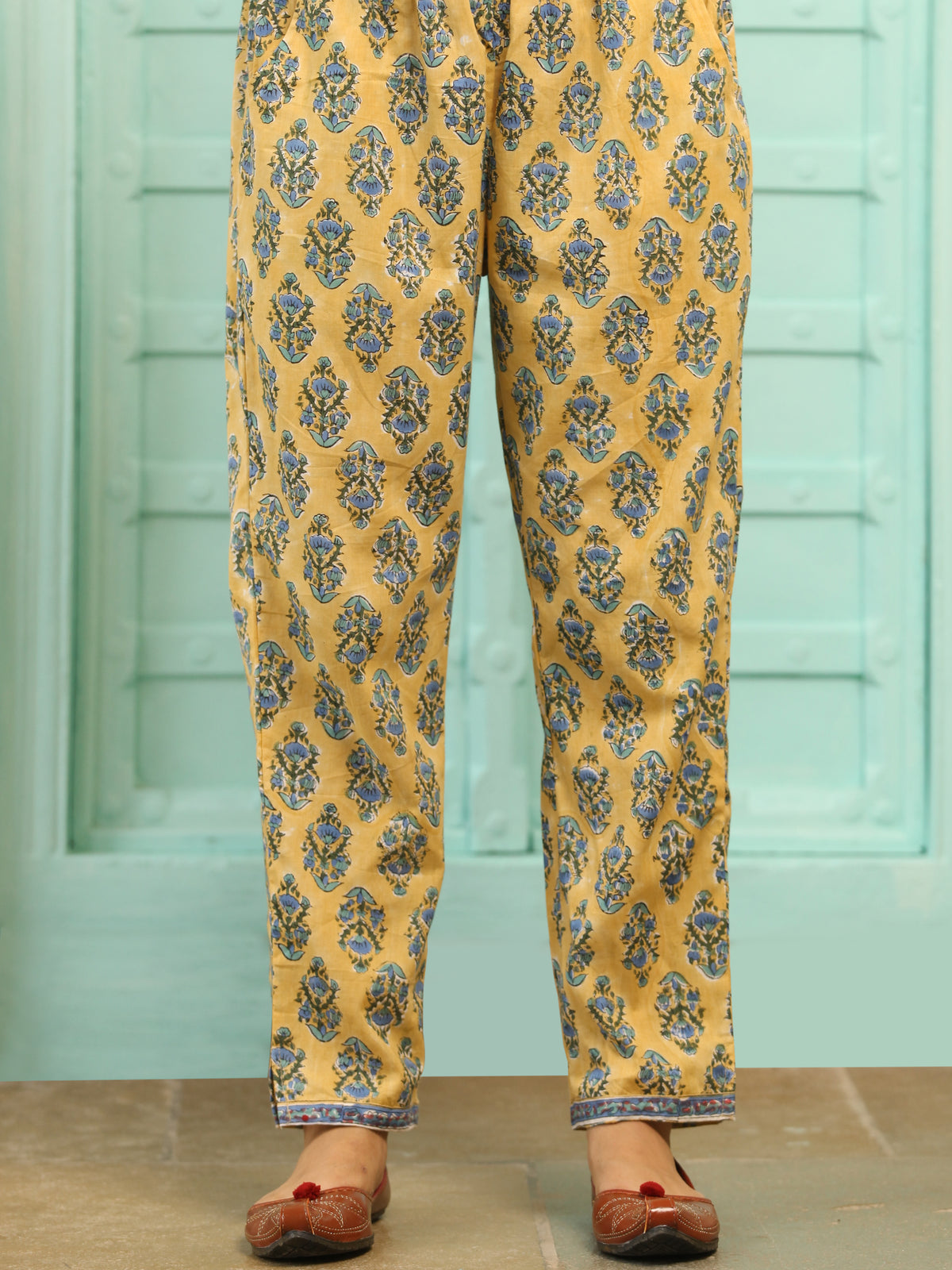 Jashn Mehroz Pants