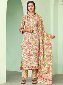 Jashn Nisha Set Of Kurta Pants Dupatta