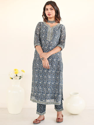 Utsav Wamika Set Of Silk Kurta Pants Dupatta