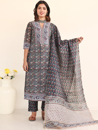 Utsav Aashvi Set Of Chanderi Silk Kurta Pants Dupatta