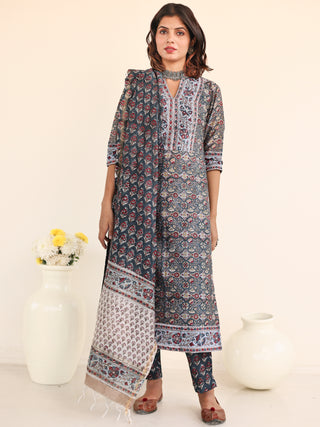 Utsav Aashvi Set Of Chanderi Silk Kurta Pants Dupatta