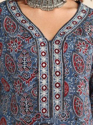 Ajrakh Aadanya Set Of Kurta Pants Dupatta