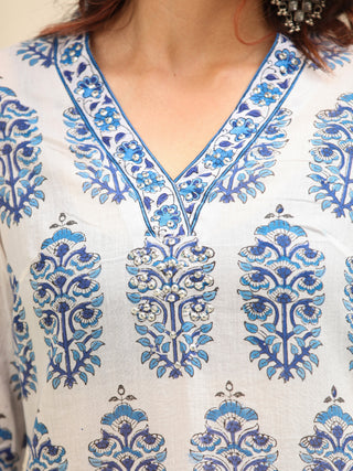 Jashn Neelakshi Set Of Kurta Pants Dupatta