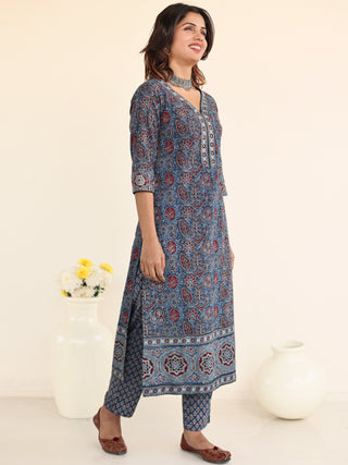 Ajrakh Aadanya Set Of Kurta Pants Dupatta