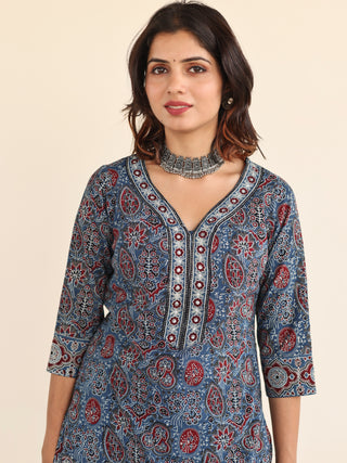 Ajrakh Aadanya Kurta