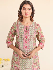 Utsav Maanvi Set Of Silk Kurta Pants Dupatta