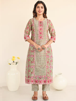 Utsav Maanvi Set Of Silk Kurta Pants Dupatta