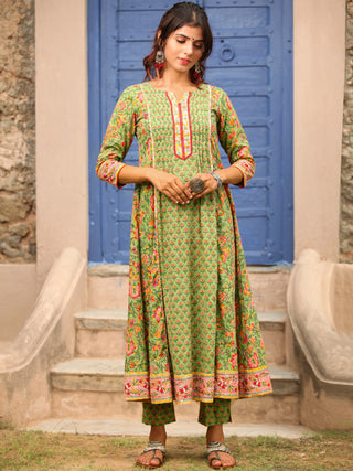 Jashn Harita Kurta