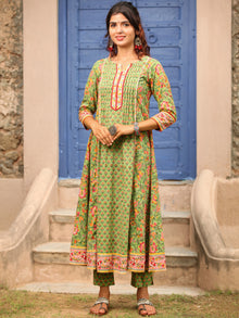 Jashn Harita Kurta