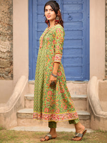 Jashn Harita Kurta