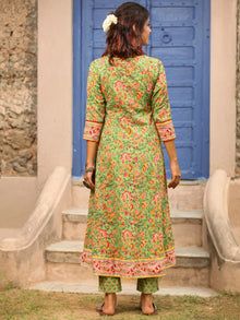 Jashn Harita Kurta