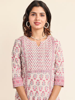 Jashn Meera Set Of Kurta Pants Dupatta