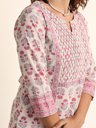 Jashn Meera Set Of Kurta Pants Dupatta