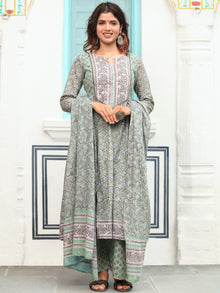 Jashn Ratan Set Of Flared Kurta Pants Dupatta