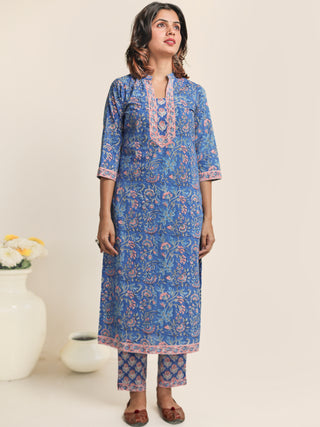 Jashn Manya Set Of Kurta Pants Dupatta