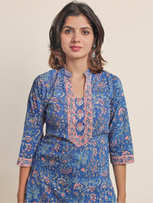 Jashn Manya Kurta