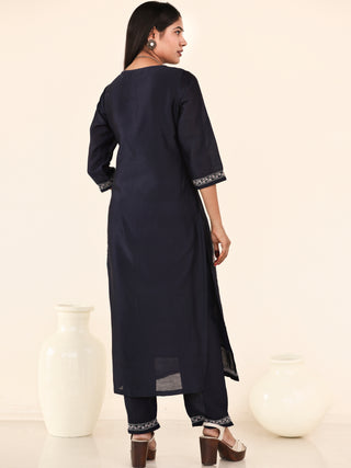 Utsav Shyla Set Of Chanderi Silk Kurta Pants Dupatta