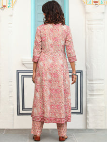 Jashn Parni Set Of Kurta Pants Dupatta