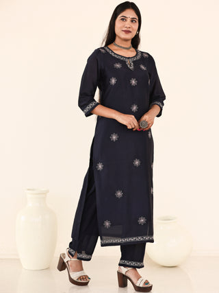 Utsav Shyla Set Of Chanderi Silk Kurta Pants Dupatta