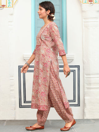 Jashn Nalini Set Of Kurta Pants Dupatta