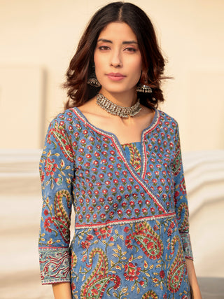 Megha Falak Set Of Kurta Pant Kota Dupatta