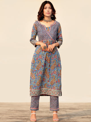 Megha Falak Set Of Kurta Pant Kota Dupatta