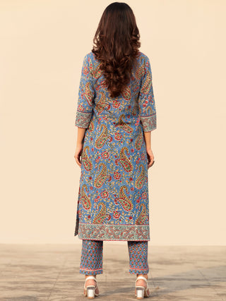 Megha Falak Set Of Kurta Pant Kota Dupatta