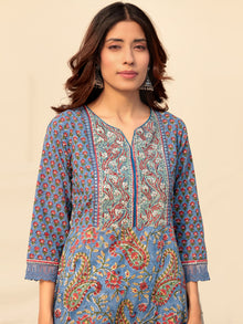 Megha Fiza Kurta