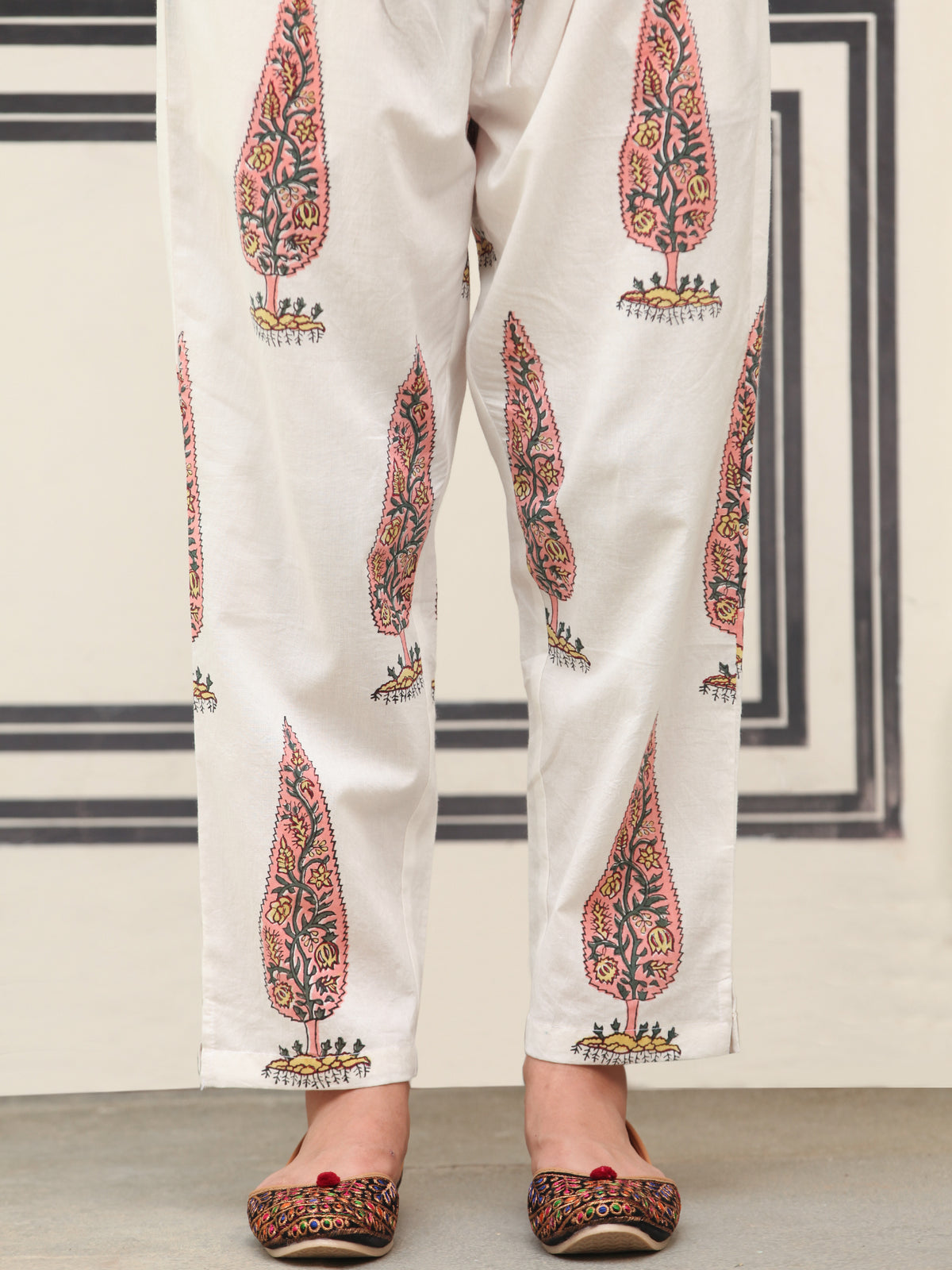 Jashn Taj Pants