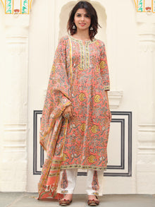 Jashn Taj Set Of Kurta Pants Dupatta