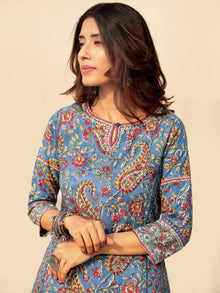 Megha Anjum Kurta