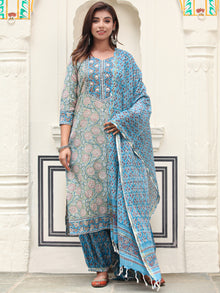 Jashn Bahaar Set Of Kurta Salwar Pants Dupatta