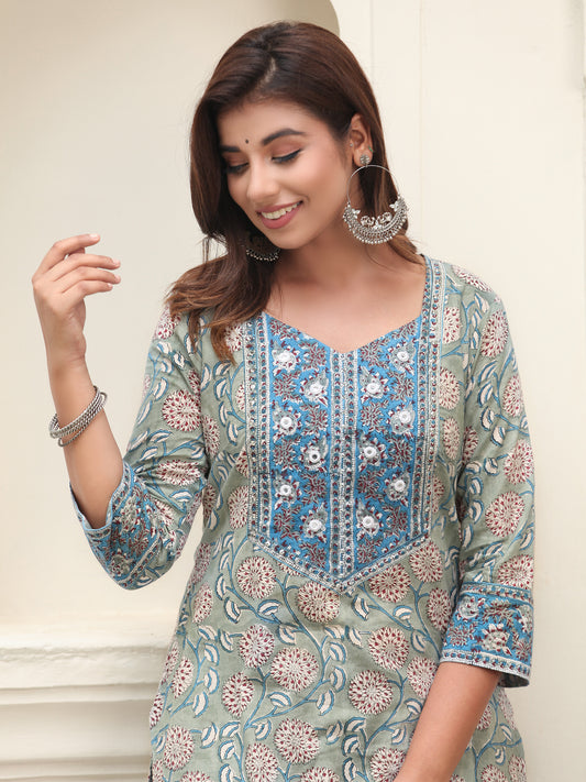 Jashn Bahaar Kurta
