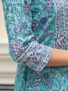 Jashn Armaan Set Of Kurta Salwar Pants Dupatta