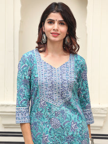 Jashn Armaan Set Of Kurta Salwar Pants Dupatta