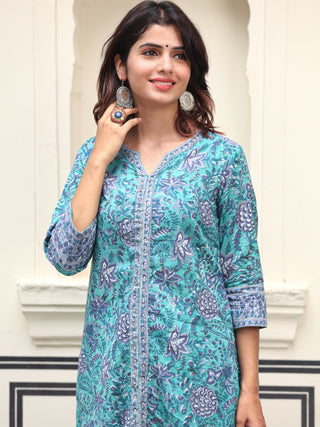 Jashn Ibadat Set Of Kurta Pants Dupatta