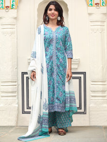 Jashn Ibadat Set Of Kurta Pants Dupatta