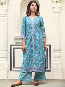 Jashn Ibadat Set Of Kurta Pants Dupatta