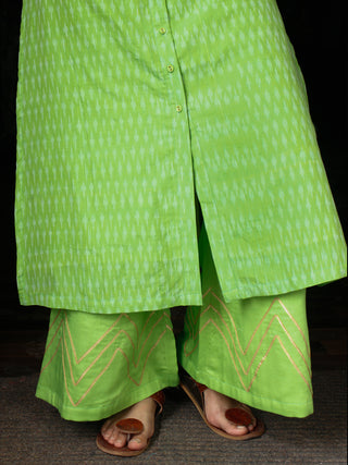 Parrot Green Hand Woven Ikat Embroidered Kurta & Pants (Set of 2) - SS01F1746