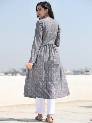 Tagai Iliana - Set of Front Open Ikat Kurta & Pants  - kS118662