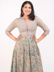 Nayab Nahiza  - Kurta Pants & Kota Doria Dupatta - KS33F2556D