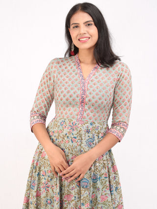 Nayab Nahiza  - Kurta Pants & Kota Doria Dupatta - KS33F2556D