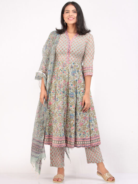 Nayab Nahiza  - Kurta Pants & Kota Doria Dupatta - KS33F2556D