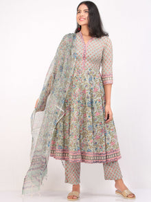 Nayab Nahiza  - Dupatta - KD33F2556