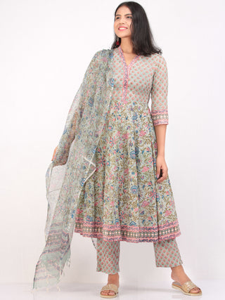 Nayab Nahiza  - Kurta Pants & Kota Doria Dupatta - KS33F2556D