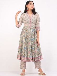 Nayab Nahiza  - Kurta Pants & Kota Doria Dupatta - KS33F2556D