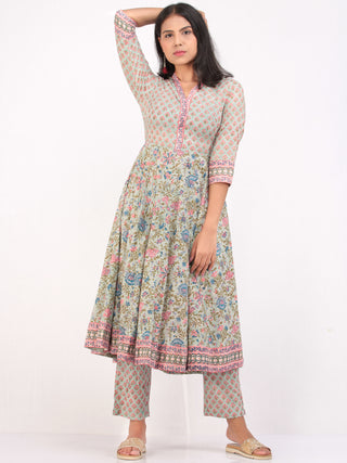 Nayab Nahiza  - Kurta Pants & Kota Doria Dupatta - KS33F2556D