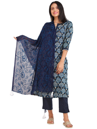 Bahaar Aaina - Set of Kurta Pants & Dupatta - KS01B1730D