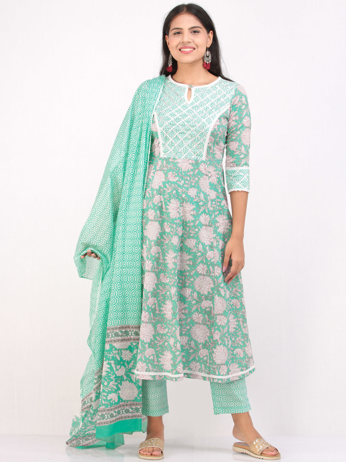 Nayab Najia - Kurta Pants & Dupatta - KS56F2550D