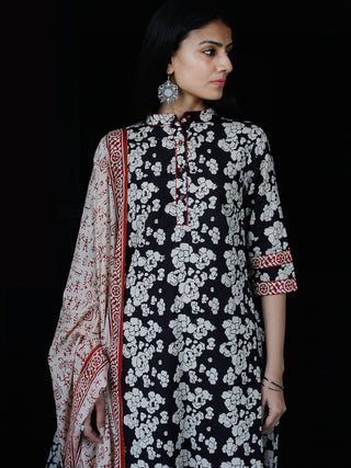 Black Beige Maroon Cotton Block Printed Suit - Set of 3 - SS01F023